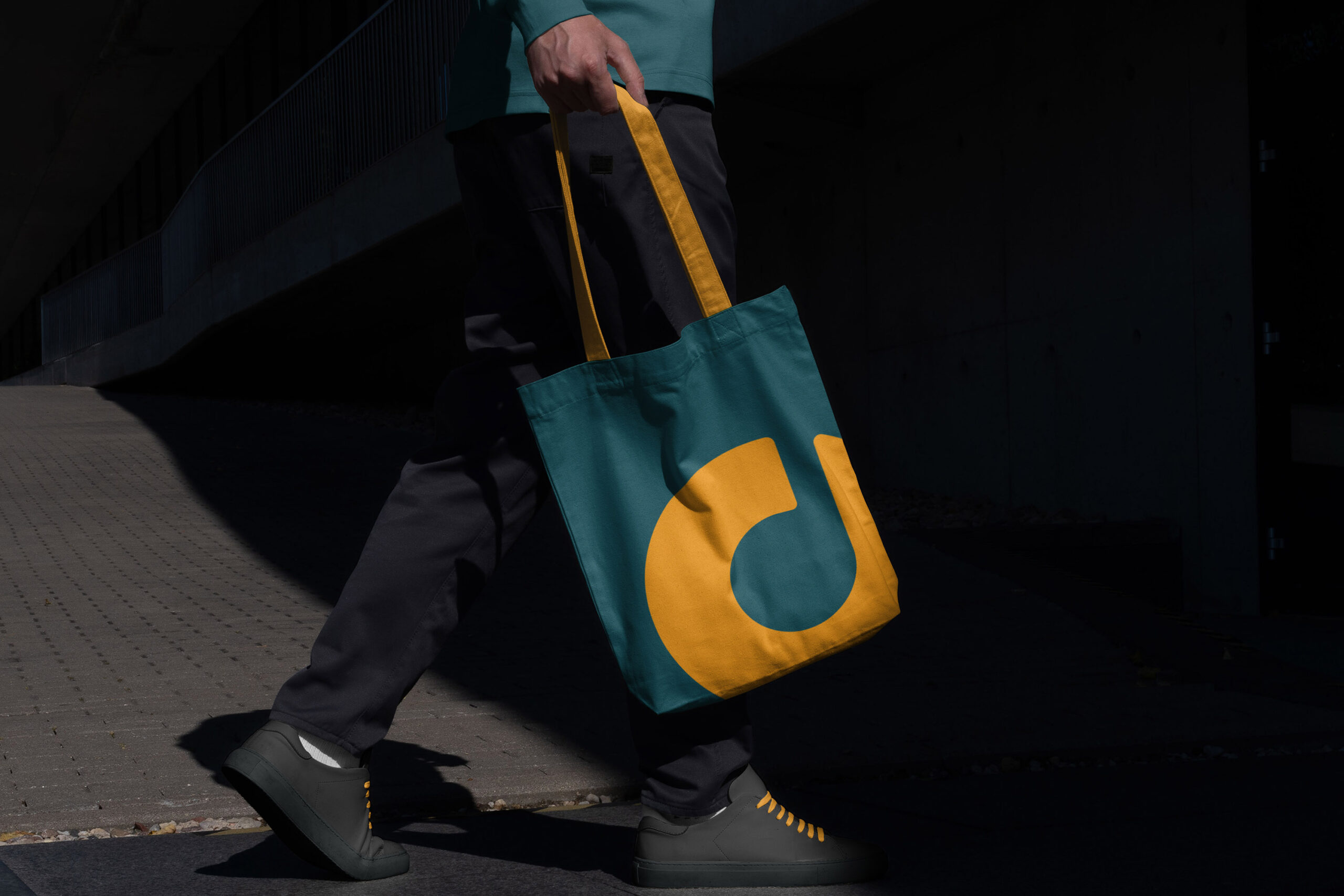 Floyd live music stage tote bag
